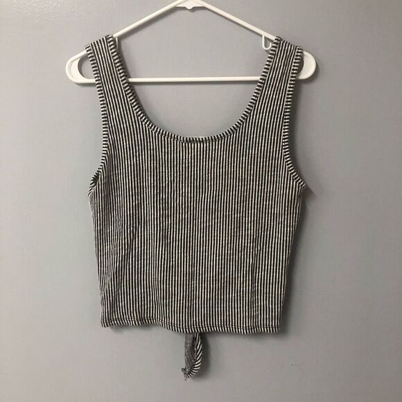 caution to the wind striped crop top tied bottom buttons black white size m - Picture 4 of 6